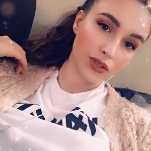 Meet your Posher, Eduarda